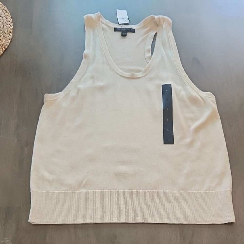 Chic Cream Sleeveless Knit Tank